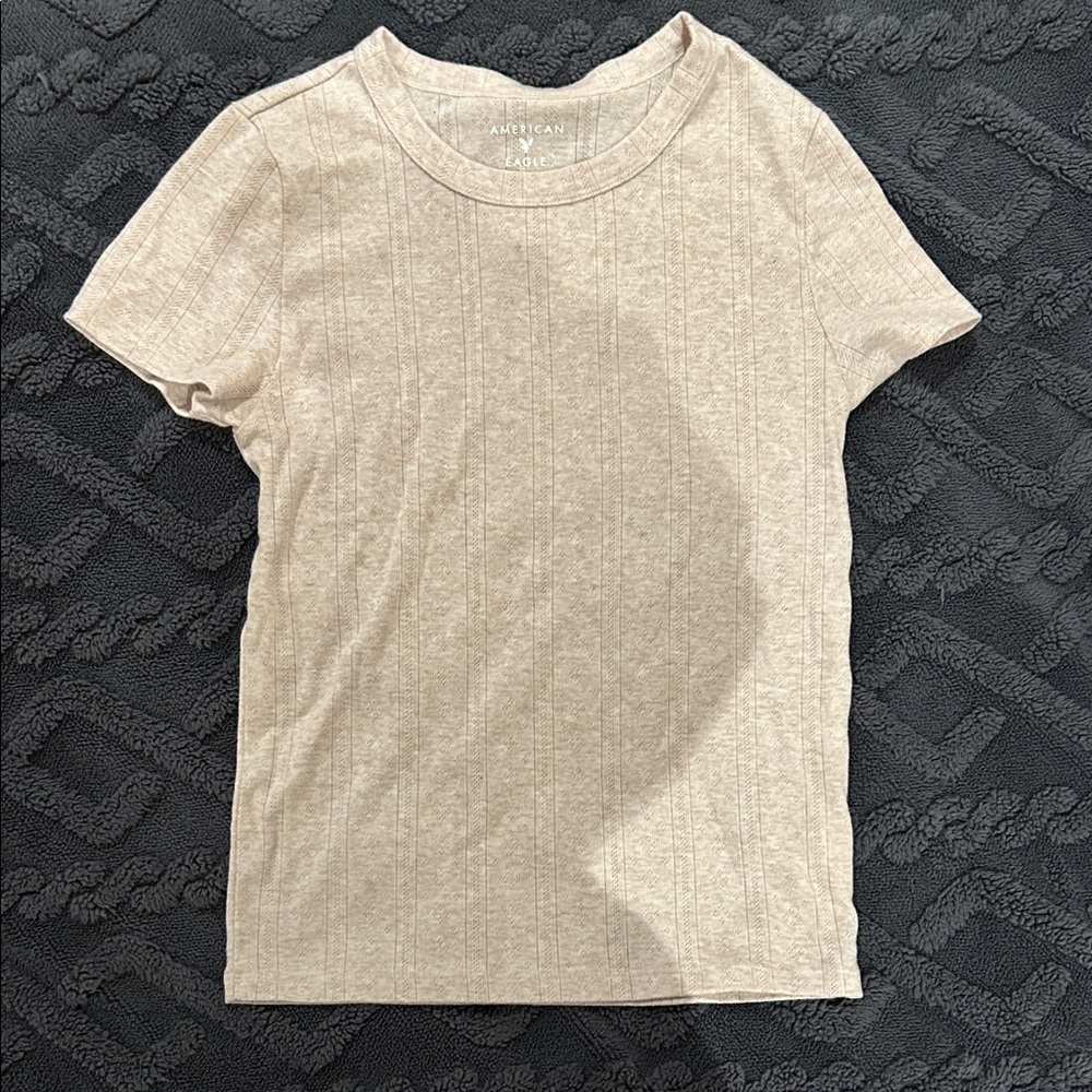 American Eagle Outfitters Beige Short Sleeve Tee